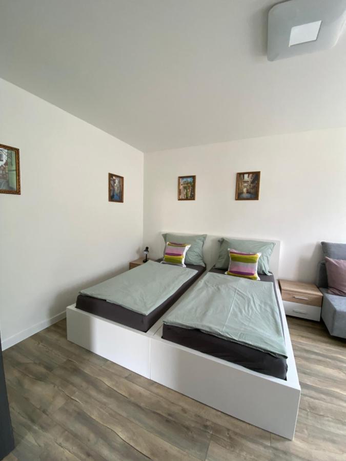 Apartmany U Viaduktu 46 Usti nad Labem Exterior photo